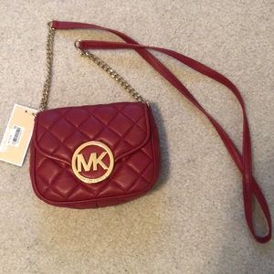 NWT. Michael Kors red Fulton quilt Crossbody